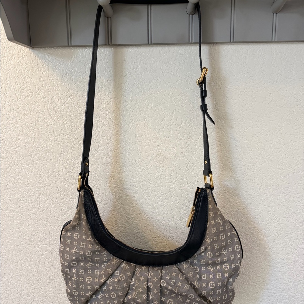 AUTHENTIC!! Louis Vuitton Gray Monogram Crescent Shoulder Bag with Black Trim